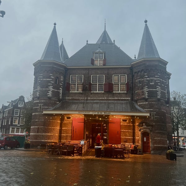 Photo taken at Restaurant-Café In de Waag by Nor🪐 🐋 N. on 11/23/2022