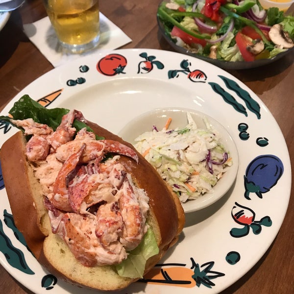 Four Corners Grille Tiverton, RI