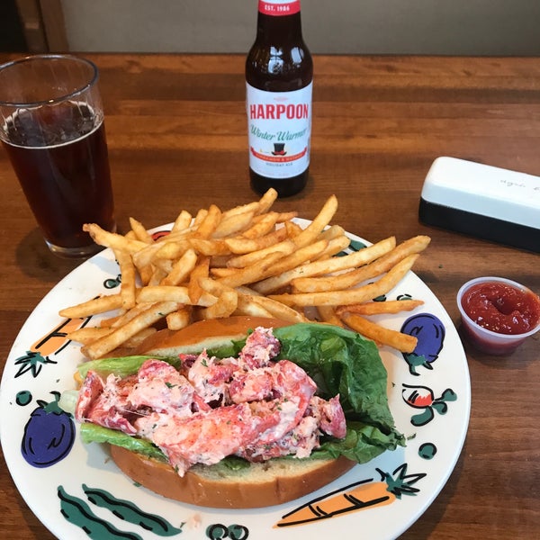 Four Corners Grille Tiverton, RI