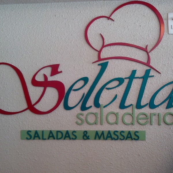 9/27/2013にVitor M.がSeletta Saladeriaで撮った写真