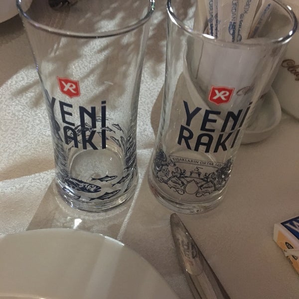 Снимок сделан в Olcay Restaurant пользователем Fatoş1106 11/7/2018