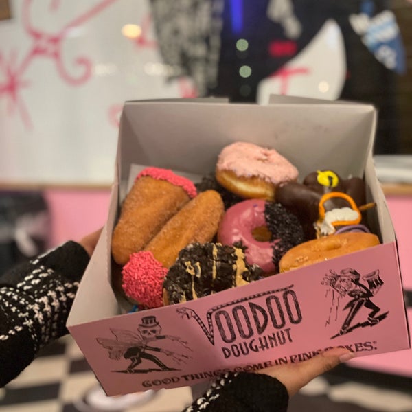 Photo taken at Voodoo Doughnut by ★ .. on 11/29/2021