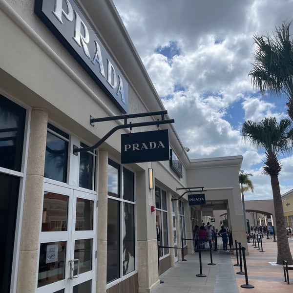 Orlando Vineland Premium Outlets - GUCCI 