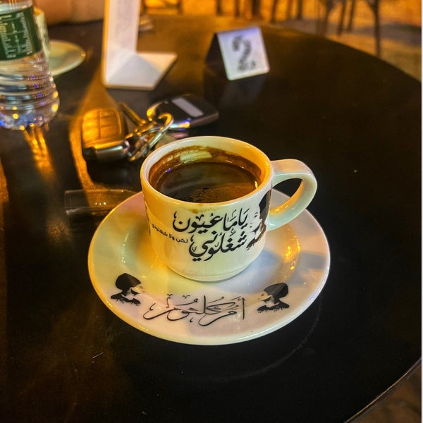 Photo prise au Tahlia Cafe par Mohaned K. le7/15/2022