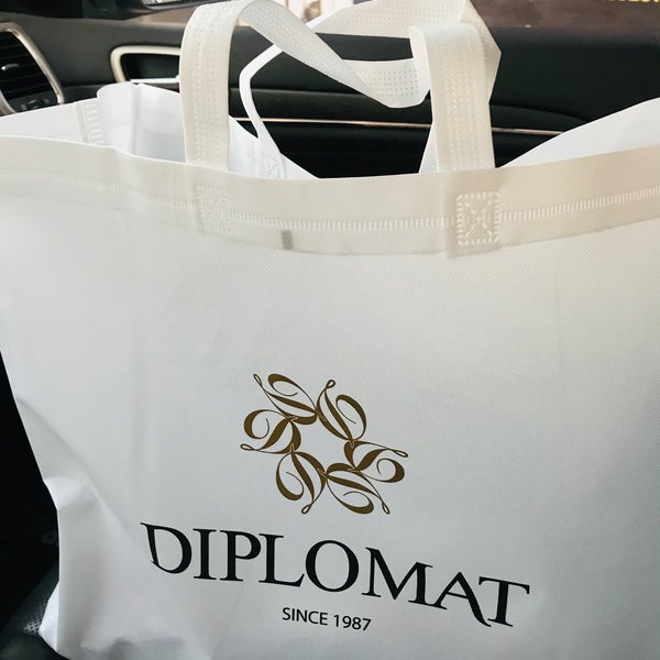 Foto tirada no(a) Diplomat Sweets por Mohaned K. em 4/22/2021