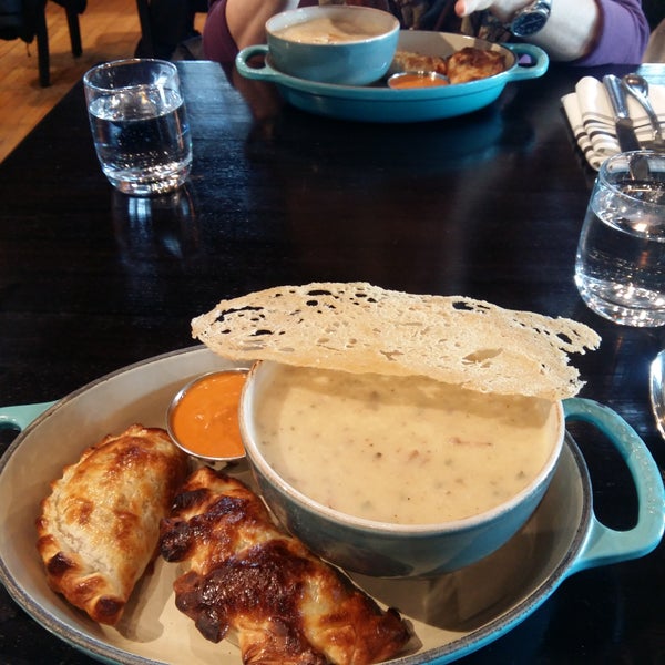 We had the empanadas lunch special.  Came with soup and warm brownie for desert.  Everything was delicious. Server was great.