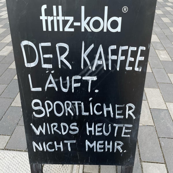 Vierundvierzig Qm Cafe In Hamburg