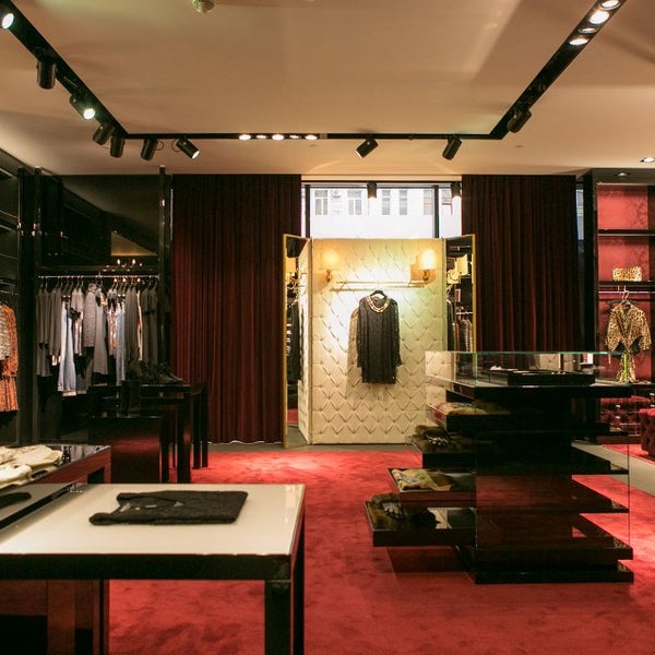 Dolce&Gabbana - Upper East Side - 827 Madison Ave