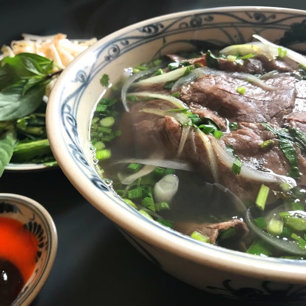 รูปภาพถ่ายที่ Lua Cuisine โดย Thai Binh N. เมื่อ 4/3/2018