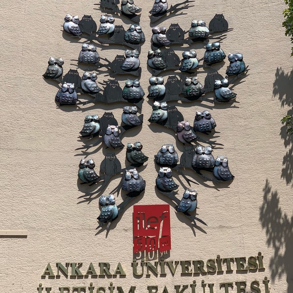 Photo prise au Ankara Üniversitesi İletişim Fakültesi - İLEF par Başak S. le7/9/2019
