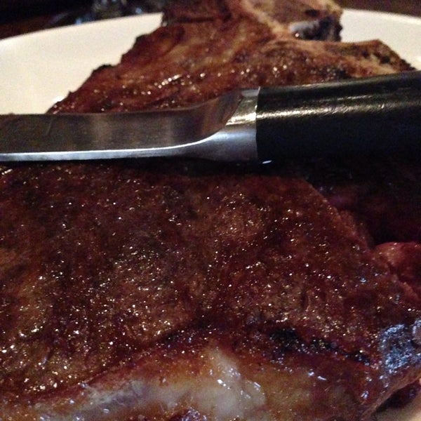 5/31/2015 tarihinde RBC O.ziyaretçi tarafından Bourbon Steak'de çekilen fotoğraf