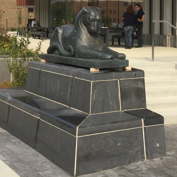 รูปภาพถ่ายที่ University of Michigan Museum of Natural History โดย University of Michigan Museum of Natural History เมื่อ 8/17/2018