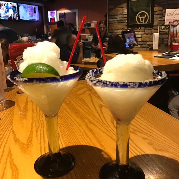 Photo taken at Chili&#39;s Grill &amp; Bar by Juan Pablo C. on 5/5/2017