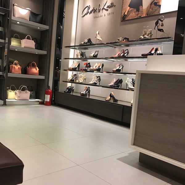 Sm aura deals shoe stores
