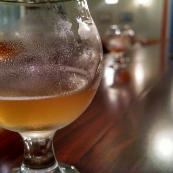 Photo taken at Overshores Brewing Co. by Beer S. on 8/14/2015