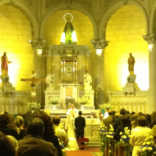 Foto tomada en Iglesia Matriz Virgen Milagrosa  por Rafael Z. el 6/16/2013