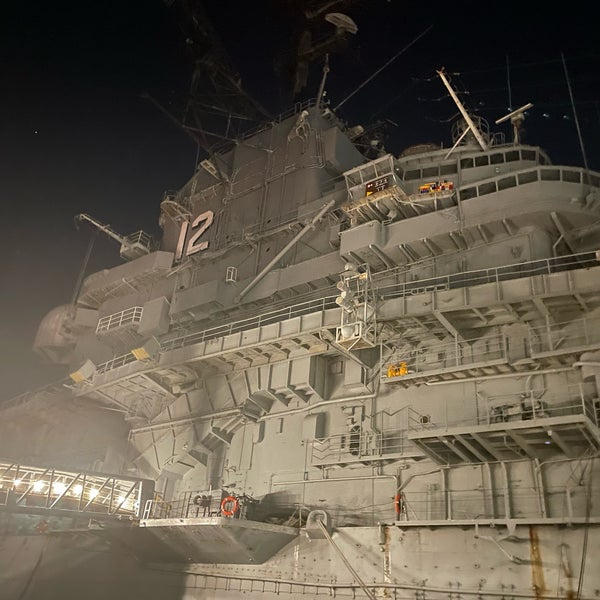 Foto scattata a USS Hornet - Sea, Air and Space Museum da Faye il 12/11/2022