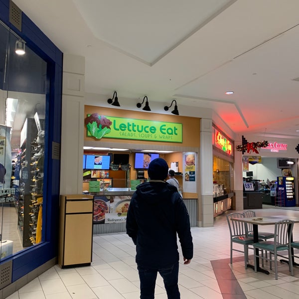 11/28/2018에 Kiwi님이 Monroeville Mall에서 찍은 사진