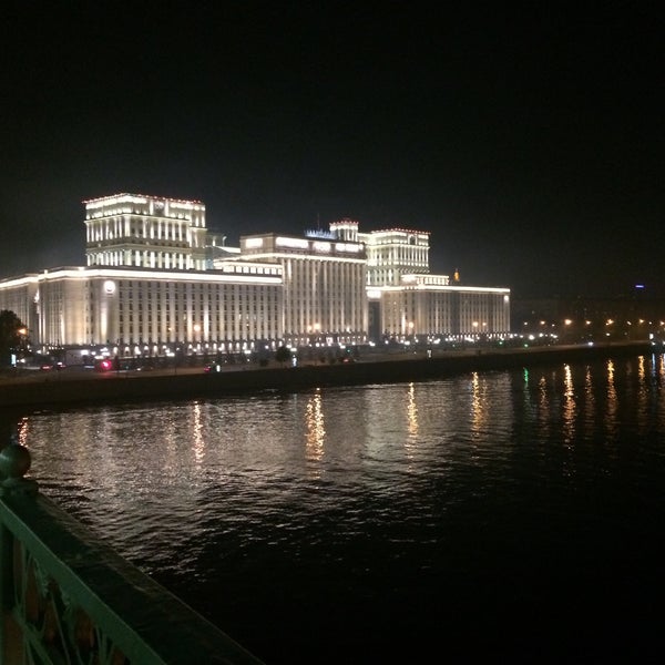 8/21/2015 tarihinde Екатерина В.ziyaretçi tarafından Gorky Park'de çekilen fotoğraf