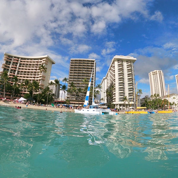 9/2/2019 tarihinde Spencerziyaretçi tarafından Outrigger Waikiki Beach Resort'de çekilen fotoğraf