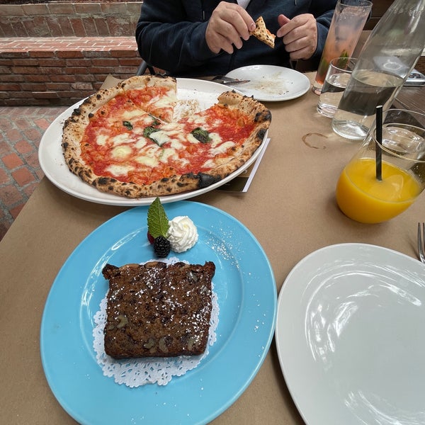6/4/2022にSpencerがL’Antica Pizzeria da Micheleで撮った写真