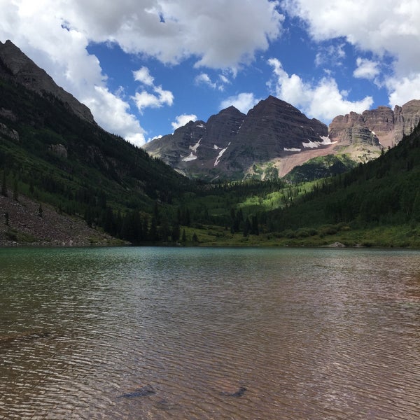 Photo taken at Maroon Bells Guide &amp; Outfitters by Chris A. on 8/16/2015