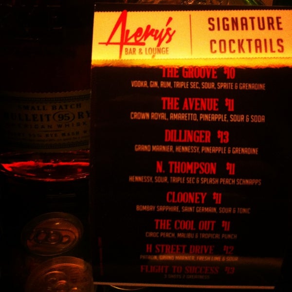3/25/2013にDonta R.がAvery&#39;s Bar &amp; Loungeで撮った写真