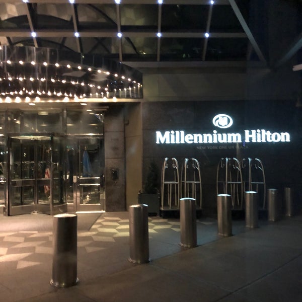 Photo taken at Millennium Hilton New York One UN Plaza by محمد الذكير on 10/4/2019