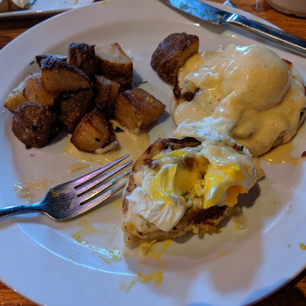 9/14/2019 tarihinde Matt M.ziyaretçi tarafından Irregardless Cafe'de çekilen fotoğraf