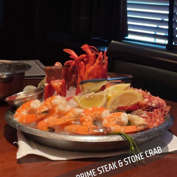 Photo taken at Joe&#39;s Seafood, Prime Steak &amp; Stone Crab by Kevin J. on 7/21/2022