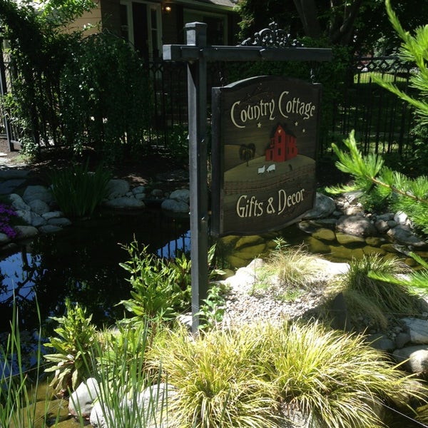 Country Cottage Gifts & Decor Gift Store in Kelowna