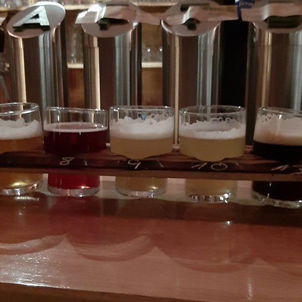 Photo taken at Craftbeer Corner by Elm A. on 9/10/2019