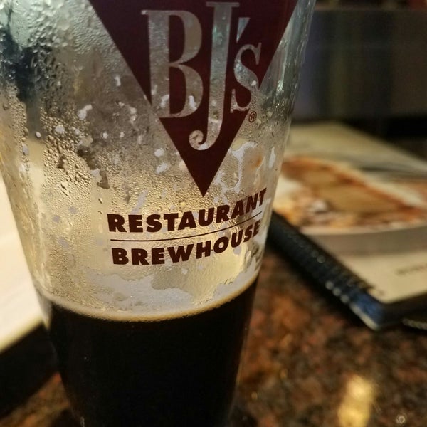Photo taken at BJ&#39;s Restaurant &amp; Brewhouse by Ben S. on 6/24/2018
