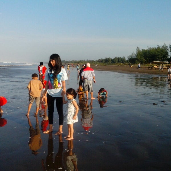 Photos At Pantai Congot Jetis Nusawungu Jawa Tengah