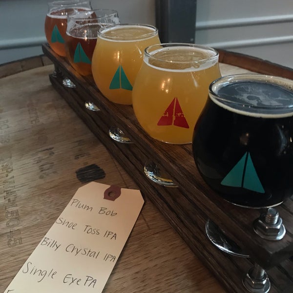 Photo taken at Wander Brewing by Robin Z. on 4/7/2019