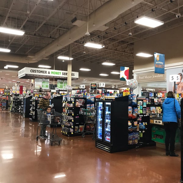 Fred Meyer Fisher's Landing East 16600 SE McGillivray Blvd