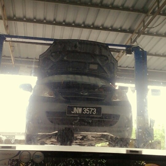 Perodua Service Centre Automotive Shop