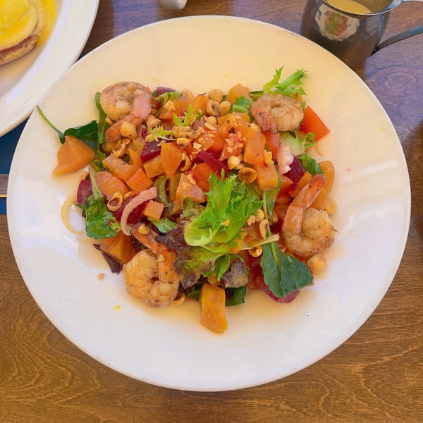 Dinah's Poolside Restaurant Breakfast Spot in Palo Alto