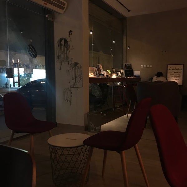 5/2/2018 tarihinde Abdulrahman A.ziyaretçi tarafından Flock Coffee'de çekilen fotoğraf