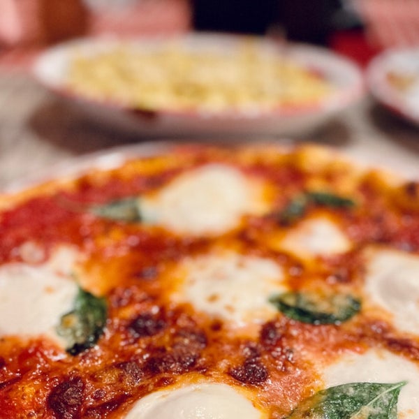 Мама пицца москва. Бом бом пицца. Мама пицца москва. Мама пицца москва. Мама пицца москва.