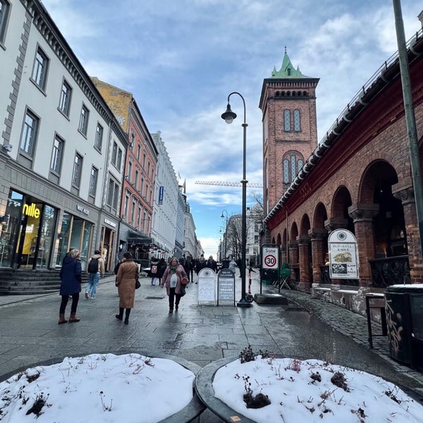 Foto diambil di Oslo oleh Mjeed .. pada 2/4/2022