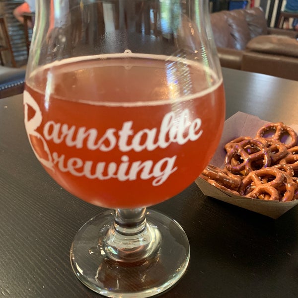 Foto scattata a Barnstable Brewing da Pat H. il 8/4/2019