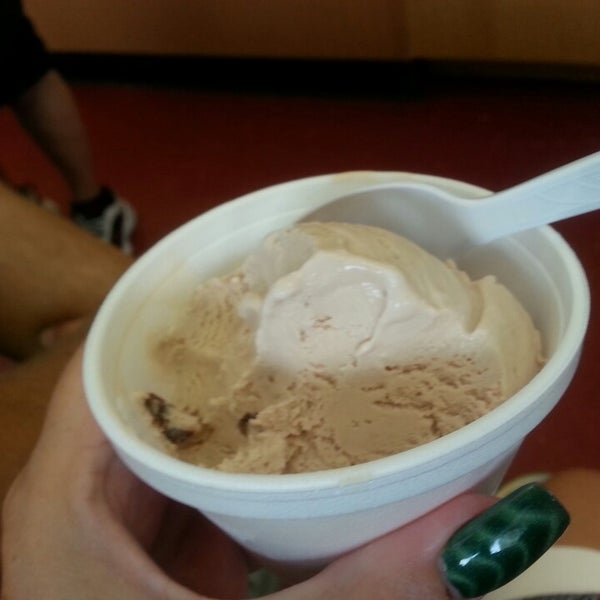 Big Olaf Creamery Ice Cream Shop in Lakewood Ranch