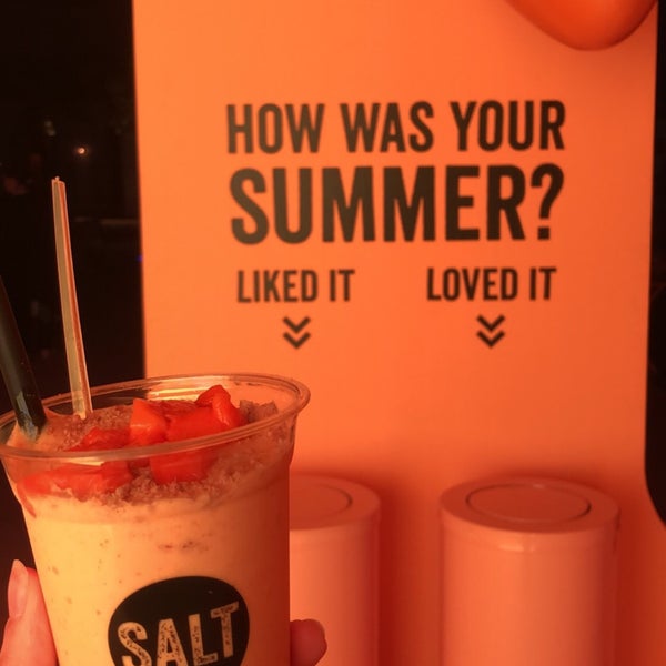 серая соль. поваренная соль. соль на прозрачном фоне. Find salt. Find salt.