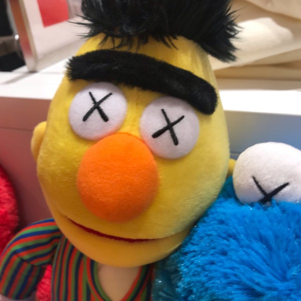 Uniqlo Odeon 15 Rue Clement 14 Rue Lobineau