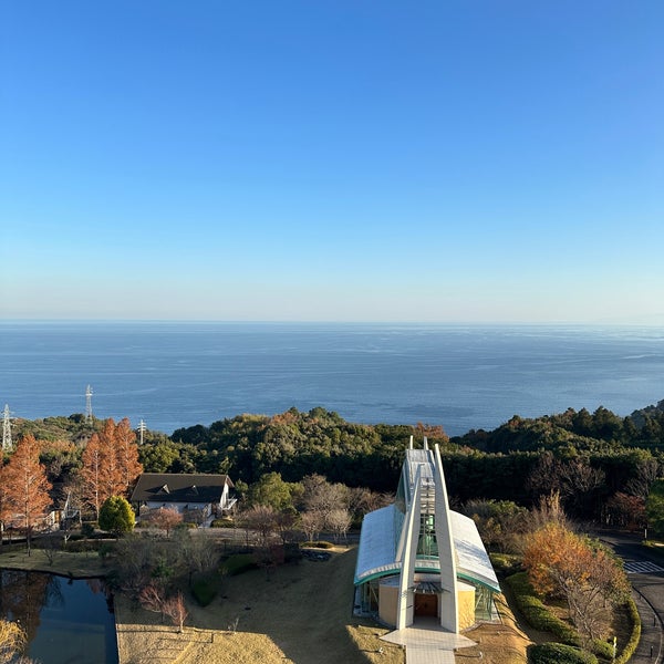Foto scattata a Hilton Odawara Resort &amp; Spa da Tomohisa O. il 12/10/2023