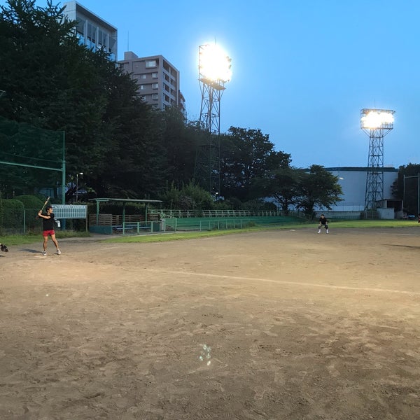 Fotos Em 外濠公園 総合グラウンド野球場 五番町 Fotos Em 外濠公園 総合グラウンド野球場 五番町