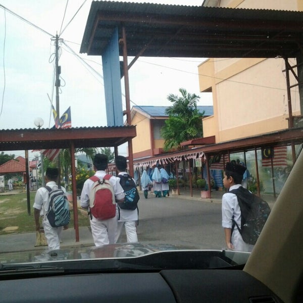 Foto Di Sekolah Menengah Agama Sultan Ismail Dungun Dungun Terengganu