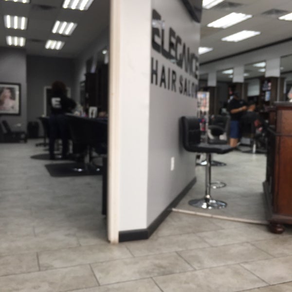 Photo taken at Elegance Hair Salon - Arabic Barber Shop - حلاق عربي هيوستن تكساس by Noony💋💄 on 5/23/2019