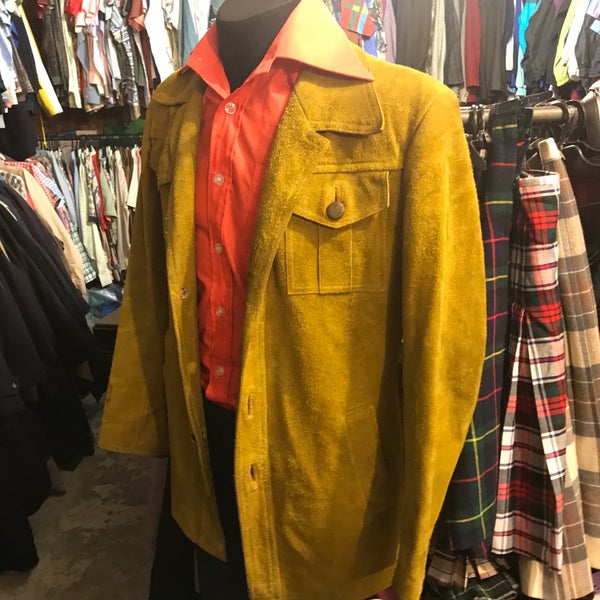 Фрик фрак на шаболовке. Фрик фрак магазин винтажной одежды. Платья фрик фрак. Москва улица шаболовка 25 корп 1 фрик фрак. Фрик фрак секонд.